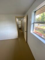 Building Photo - 5344 Caldwell St