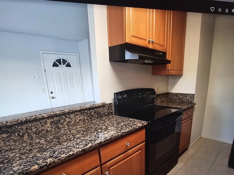 Building Photo - 1641 Pentecost Way