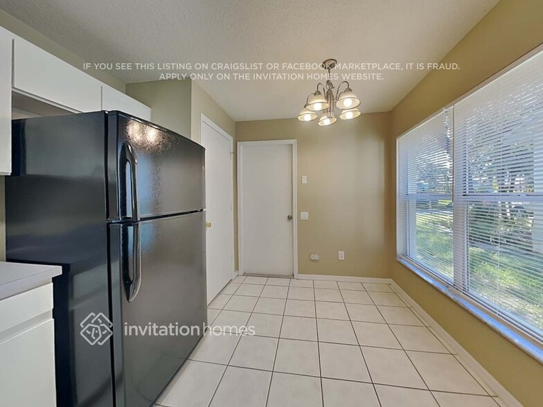 Building Photo - 4709 Rockingchair Dr