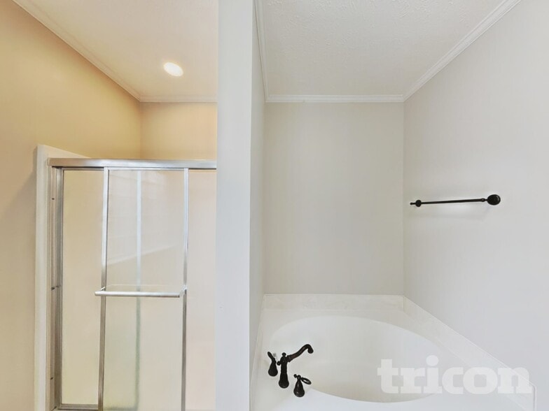 Building Photo - 1030 Ryan Ct