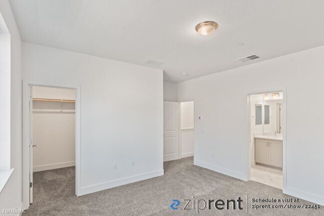 Building Photo - 4 br, 3.5 bath Townhome - 725 Delve Ct, Ha...