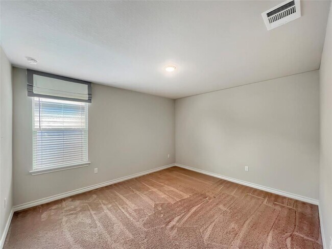 Building Photo - 16917 Casanova Ave