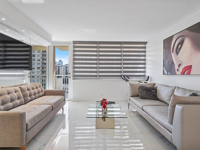 Building Photo - 251 174th St