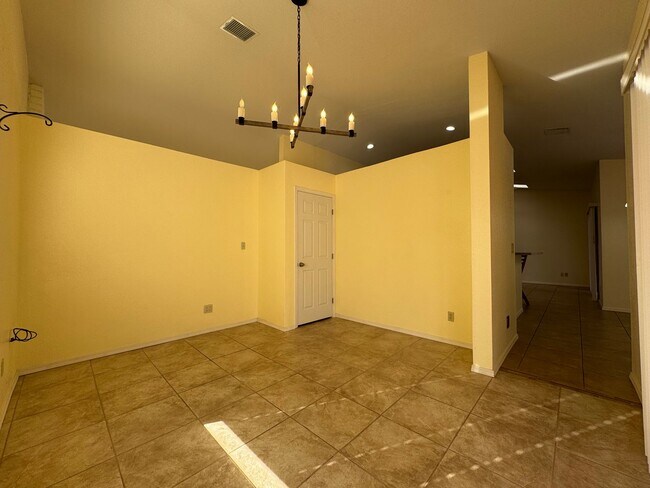 Building Photo - 3BR/2BA/2CG, 1836 sq.ft. rental with POOL in Sierra Vista, AZ