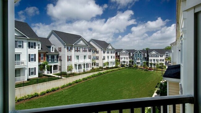 Building Photo - 8185 Scenic Meadow Dr