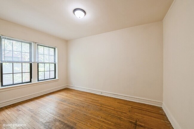 Building Photo - 1129 Washington St