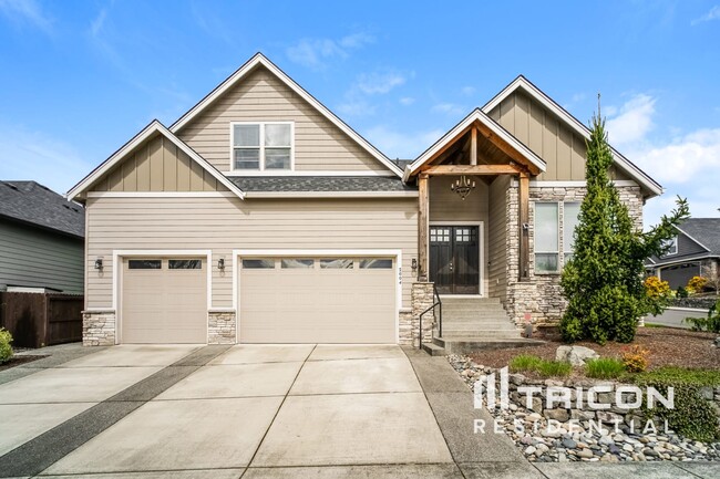 Building Photo - 2604 NE 175th St