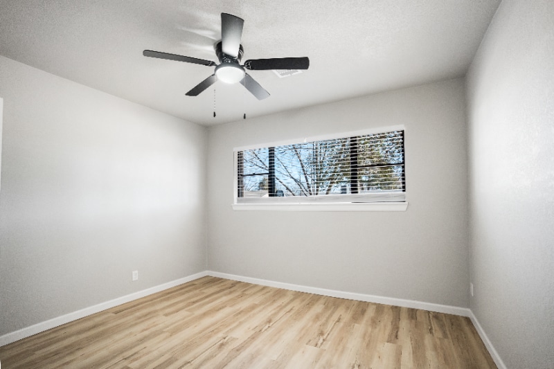 Building Photo - 2620 Acacia Ct