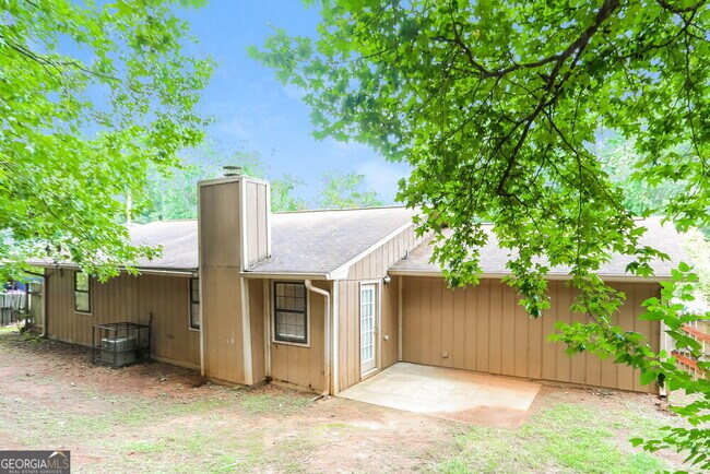Building Photo - 5531 Mallard Trail