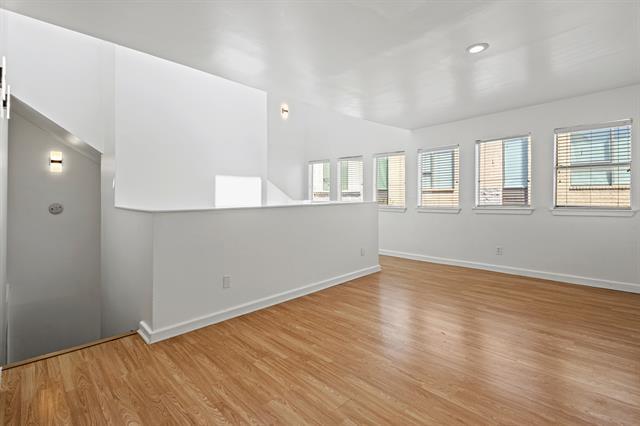 Building Photo - 4130 Newton Ave