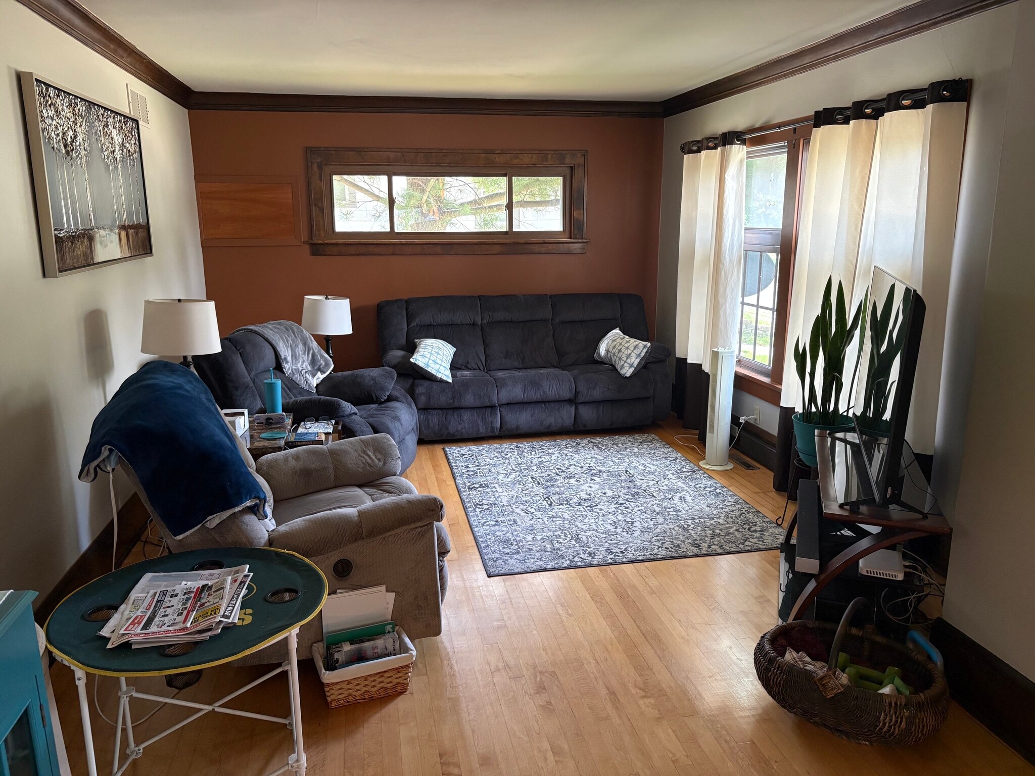living room, wood floors - 1227 1st Ave