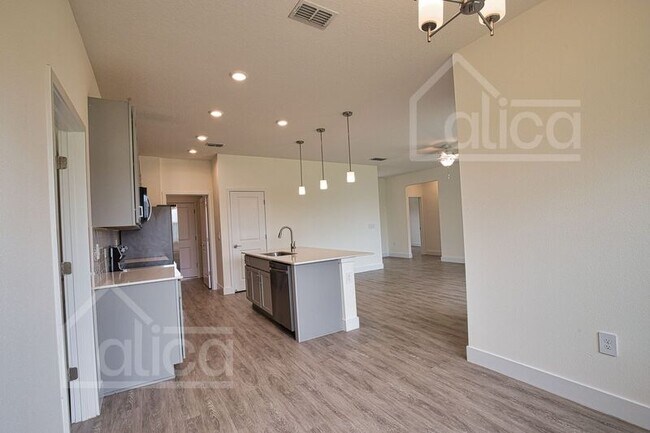 Building Photo - 1159 Byxbee Ct