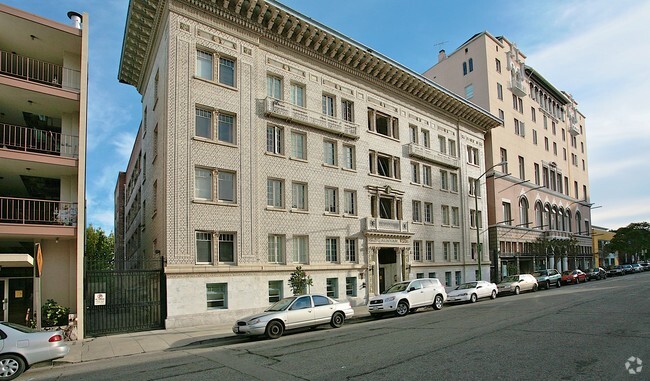 Building Photo - The Alician Apartments