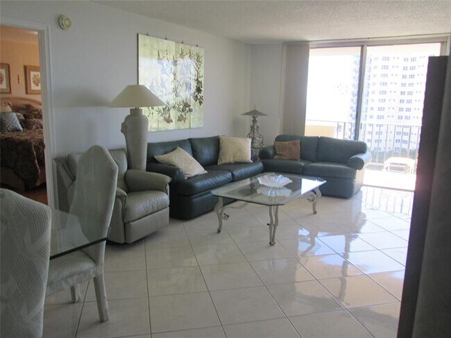 Building Photo - 2000 S Ocean Blvd