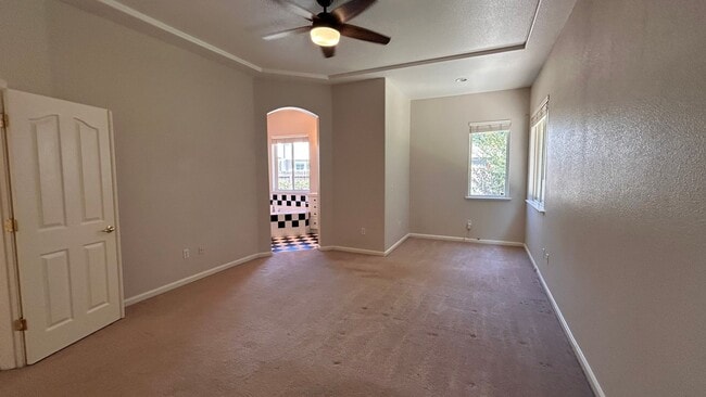 Building Photo - 1323 Cindy Dr