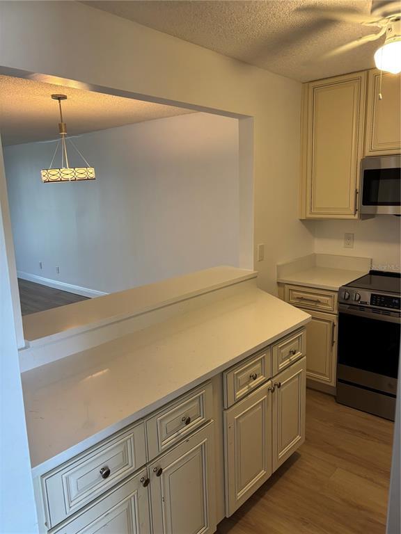Building Photo - 7405 Bay Island Dr S
