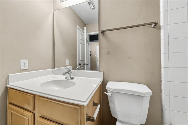 Building Photo - 19343 Grand Colony Ct