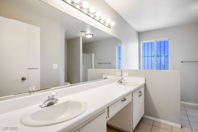 Building Photo - 3819 Terrazzo Ave