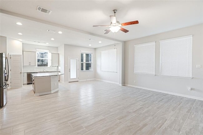 Building Photo - 2212 Dillon Pond Ln