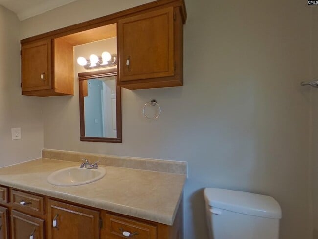 Building Photo - 308 Kenton Dr