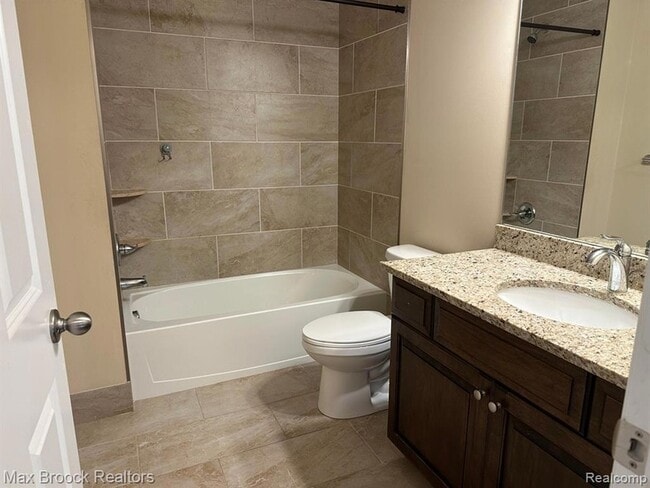 Building Photo - 1049 Birchwood Ave