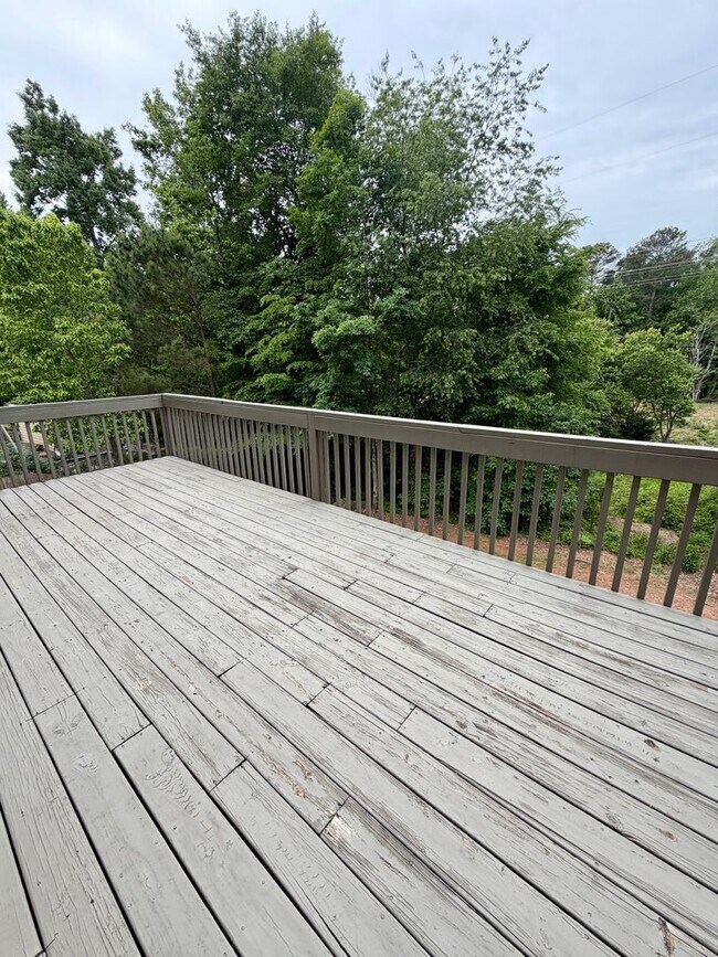 Building Photo - Stunning 5BR Retreat in Gated Village at Telfair