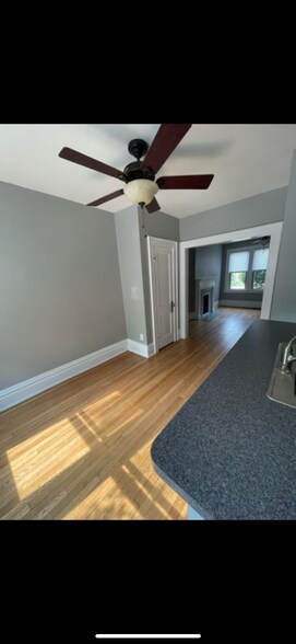 Building Photo - 524-534 S Drexel Ave