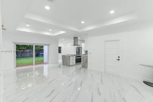 Building Photo - 4127 NE 30th St