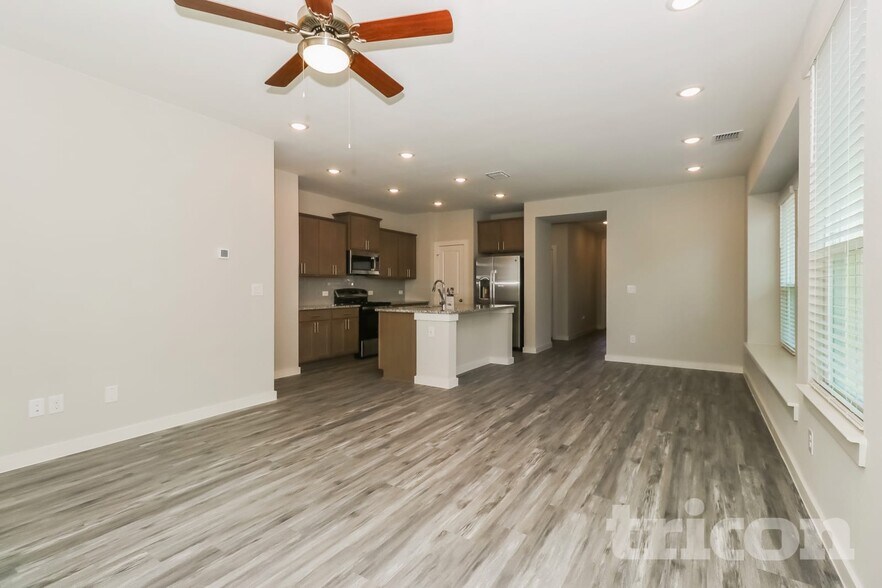 Building Photo - 1629 Palo Verde Wy