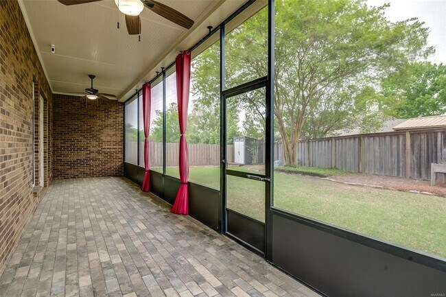 Building Photo - 2230 Wyndgate Dr