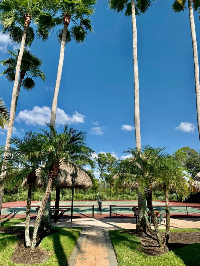 Building Photo - Beautiful Furnished Condo in Coconut Shores VIII