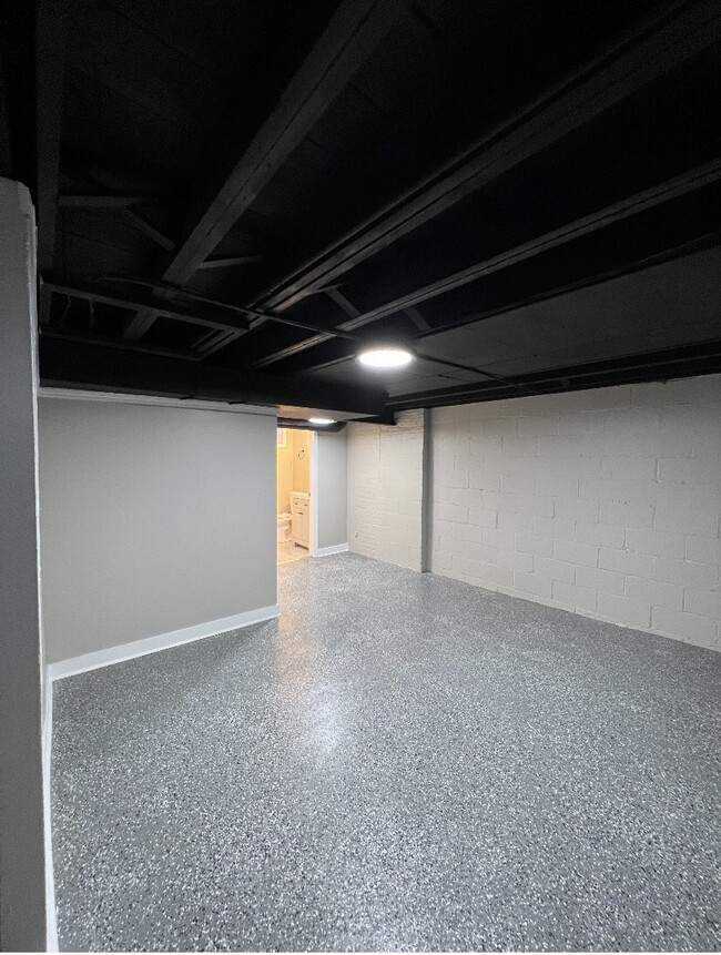 Building Photo - 2439 169th St