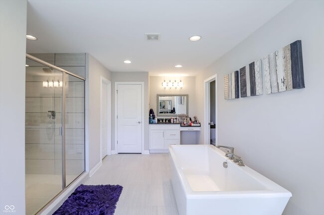 Building Photo - 14375 Trahan Dr