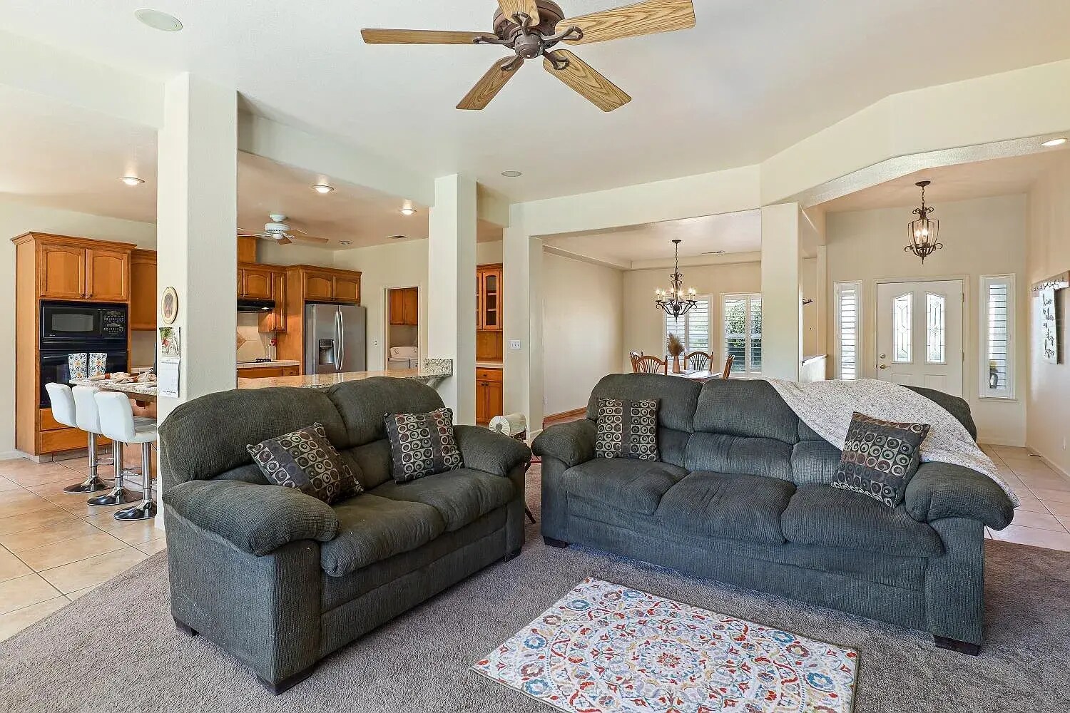 Building Photo - 689 Saint Andrews Rd