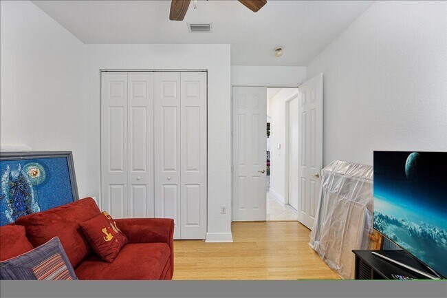 Building Photo - 19059 Skyridge Cir