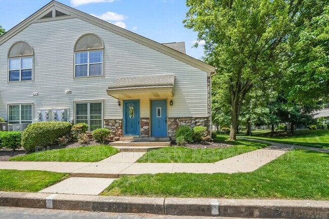 Building Photo - 1116 Foxmeadow Dr