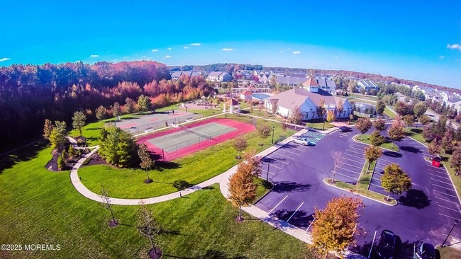 Building Photo - 40 Demarest Dr