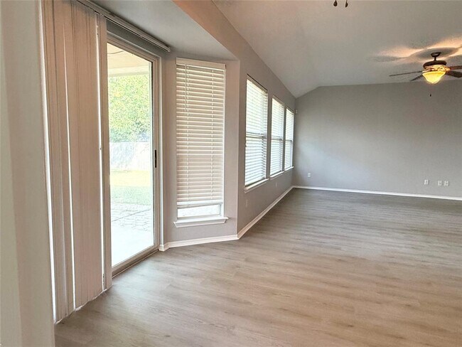 Building Photo - 1506 Cora Marie Dr