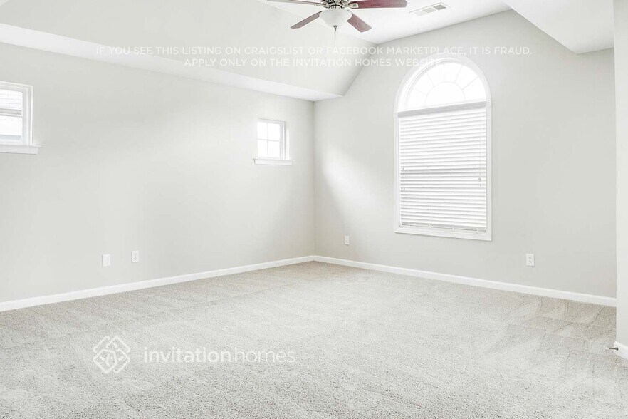Building Photo - 1808 Laurel Green Way