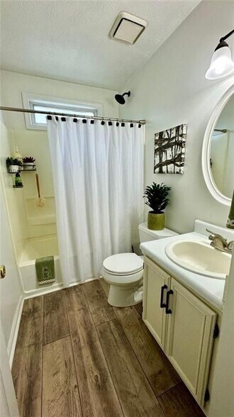 Building Photo - 4361 Windmoor Dr NW