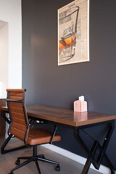 Building Photo - 824 Madison St