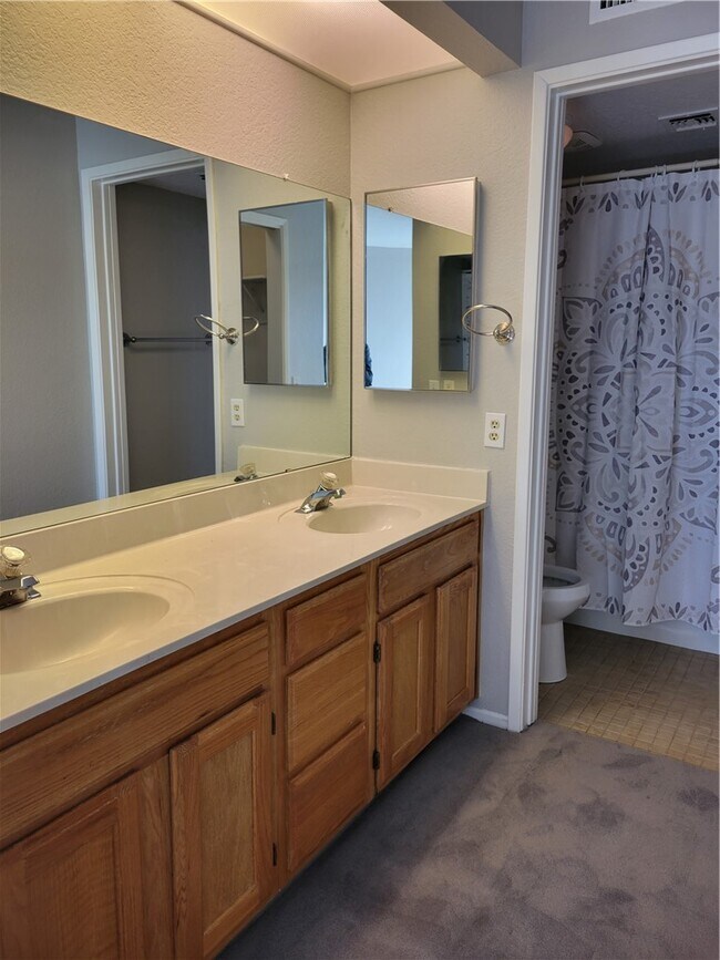 Building Photo - 1611 AZ-95