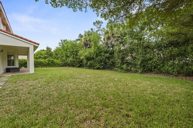 Building Photo - 17464 SW 47th Ct