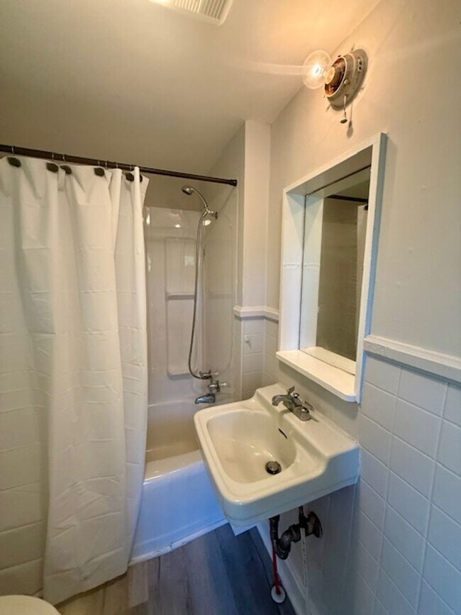 Building Photo - 939/941 S. Church St