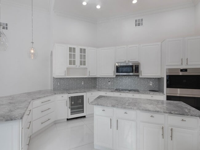 Building Photo - 21713 Marigot Dr