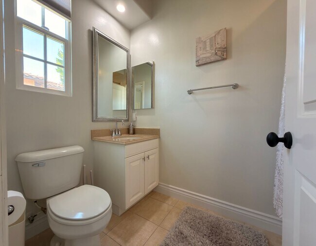 Building Photo - 2327 Kyanite Pl