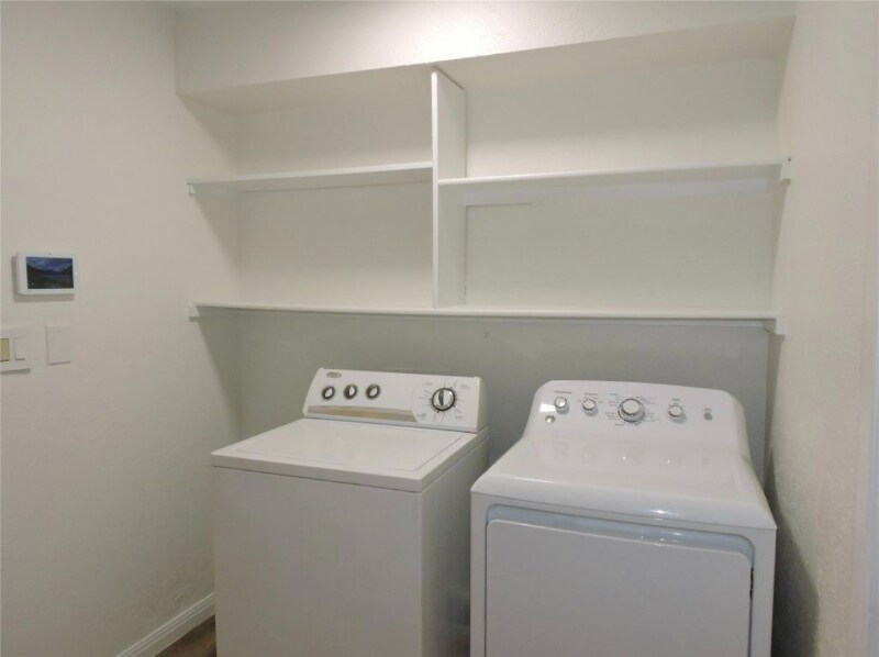 Building Photo - 3359 Lanarc Dr