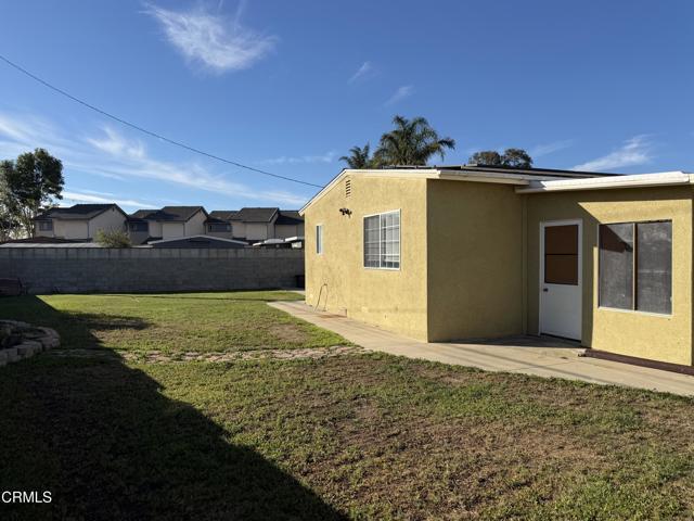 Building Photo - 826 Camelia Dr