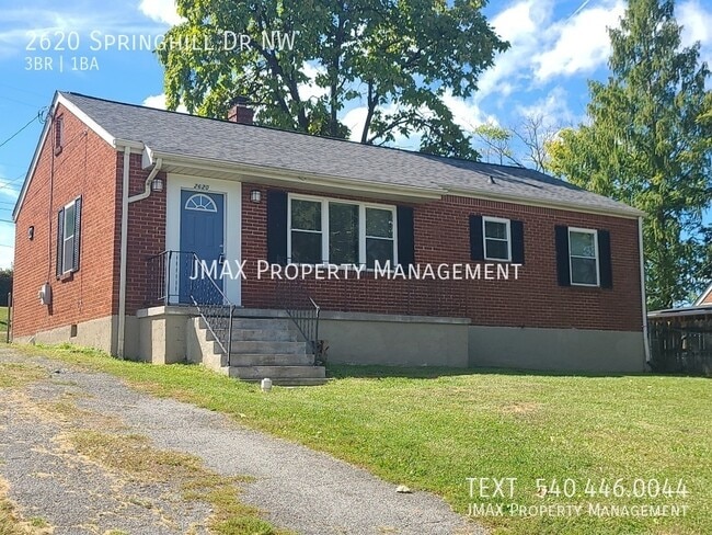 Primary Photo - 2620 Springhill Dr NW
