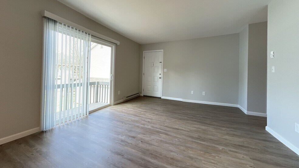 Living Room - 5059 S Catherine St
